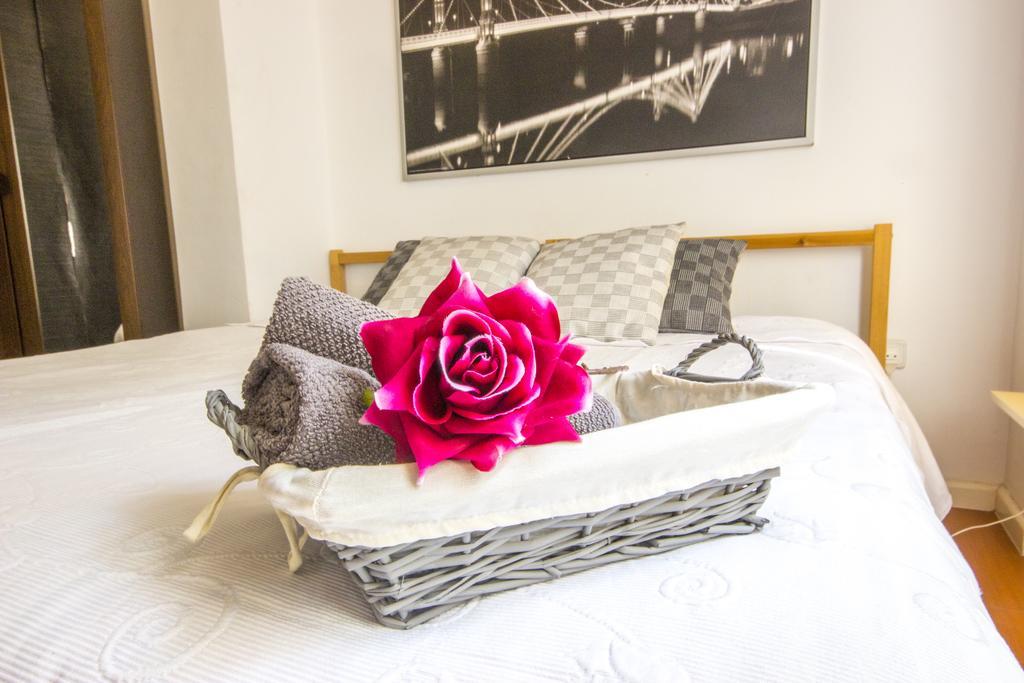 Apartamentos Alamos Málaga Zimmer foto